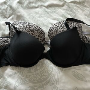 The Nakeds VS lightly lined Demi Bras